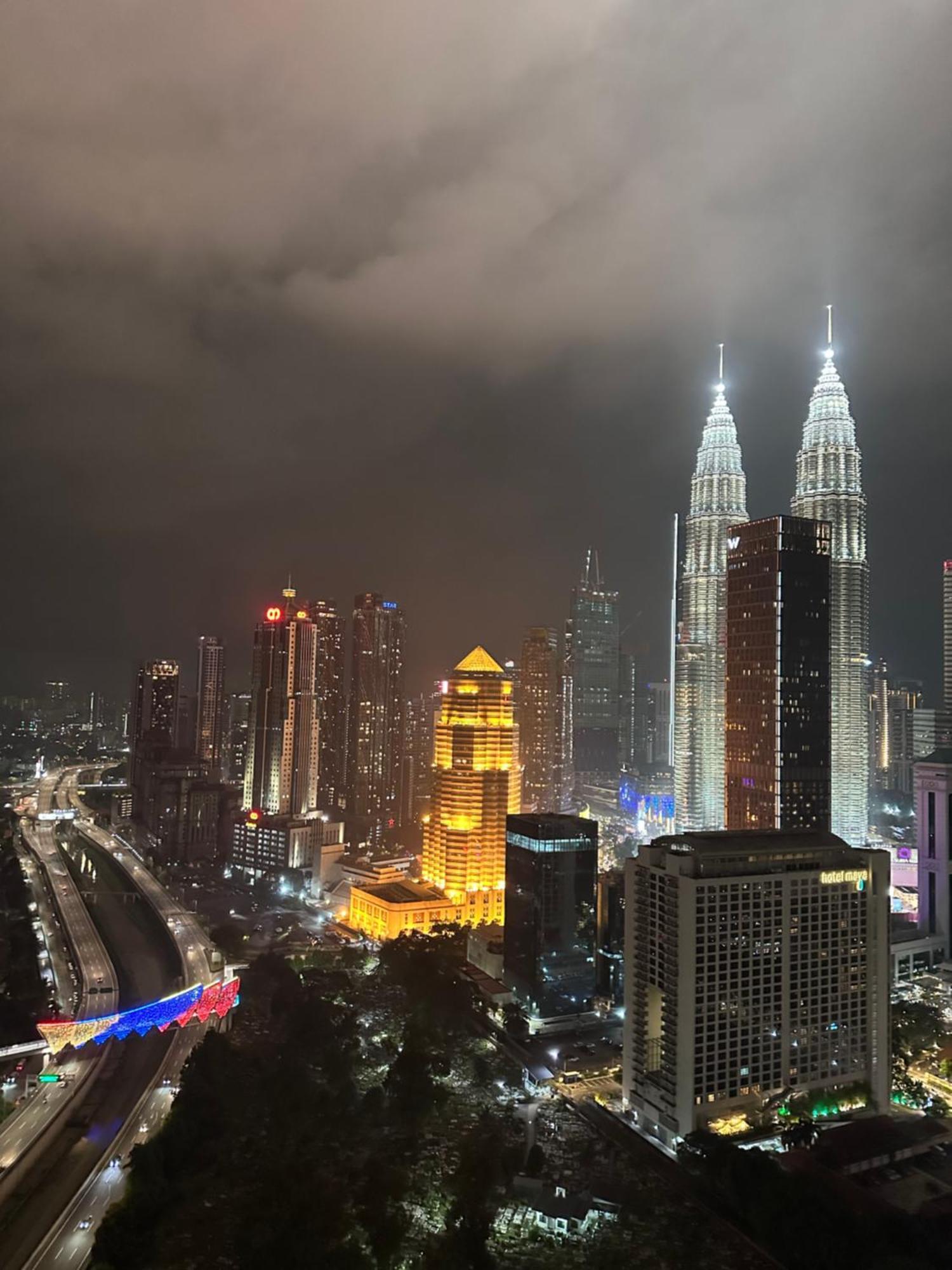 Mercu Summer Suites Klcc By Minutepointhome Kuala Lumpur Eksteriør bilde