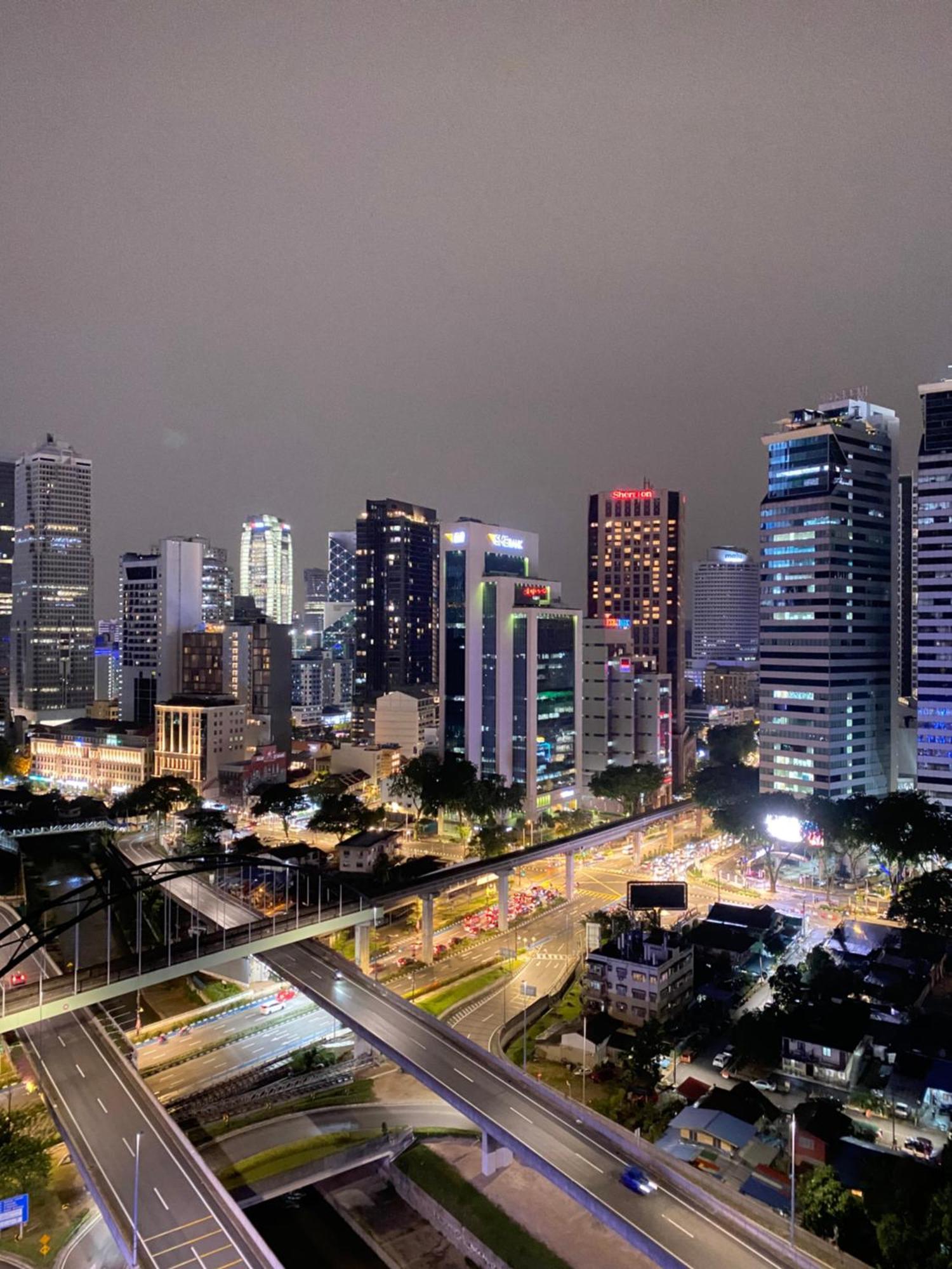 Mercu Summer Suites Klcc By Minutepointhome Kuala Lumpur Eksteriør bilde